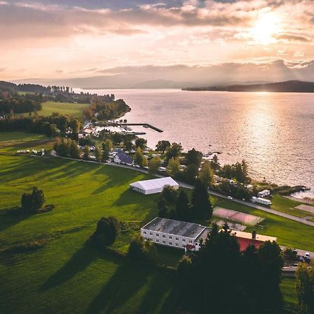 Hotel Racek Černá v Pošumaví Esterno foto