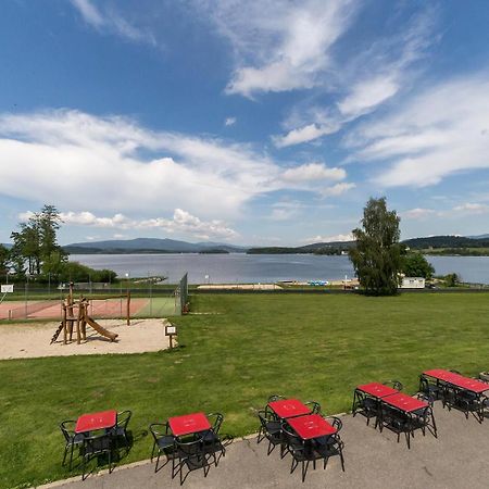 Hotel Racek Černá v Pošumaví Esterno foto