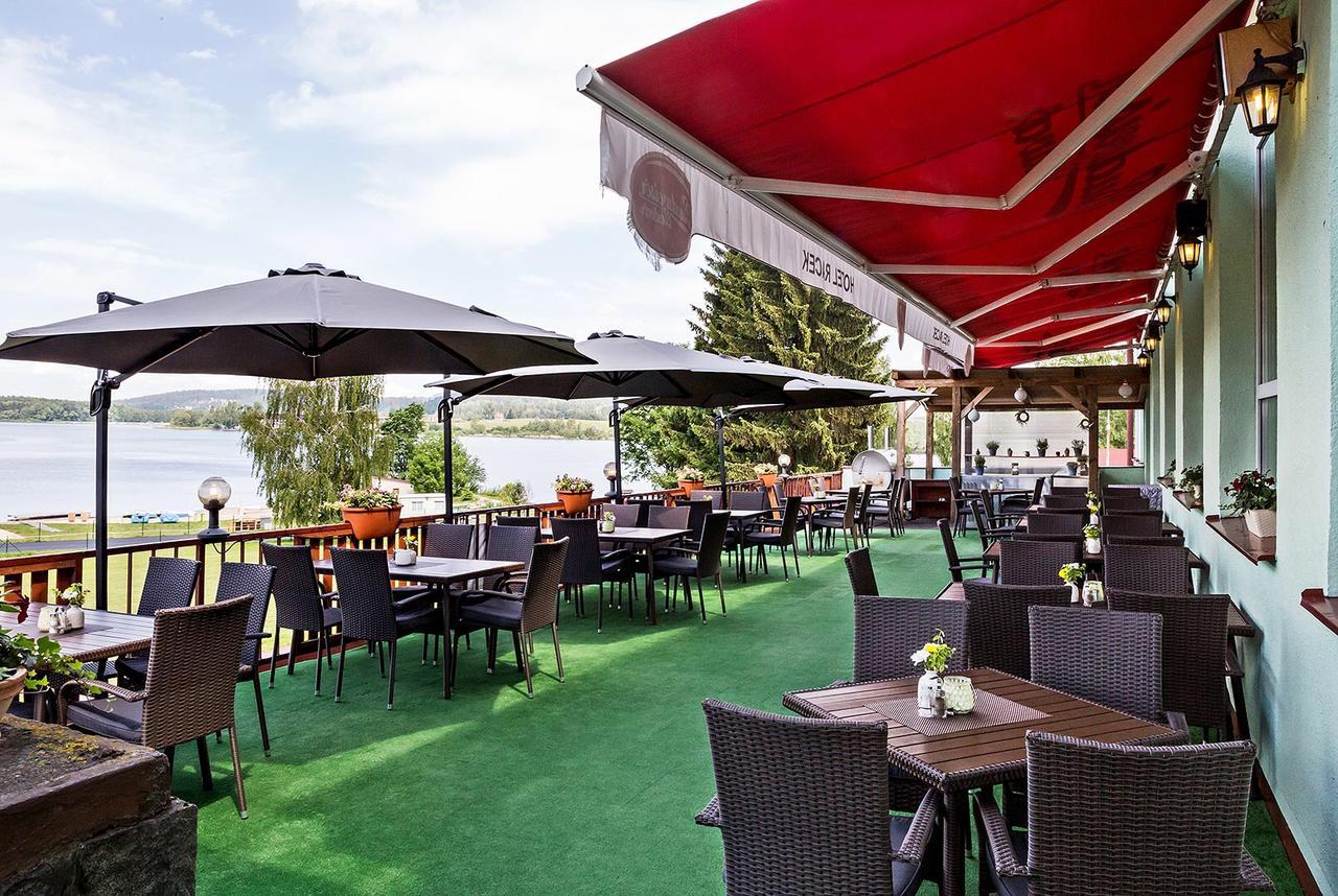 Hotel Racek Černá v Pošumaví Esterno foto