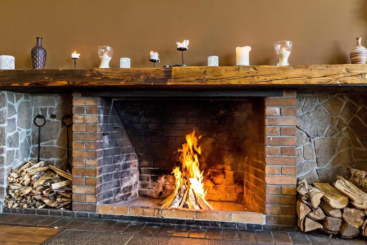 Hotel Racek Černá v Pošumaví Esterno foto